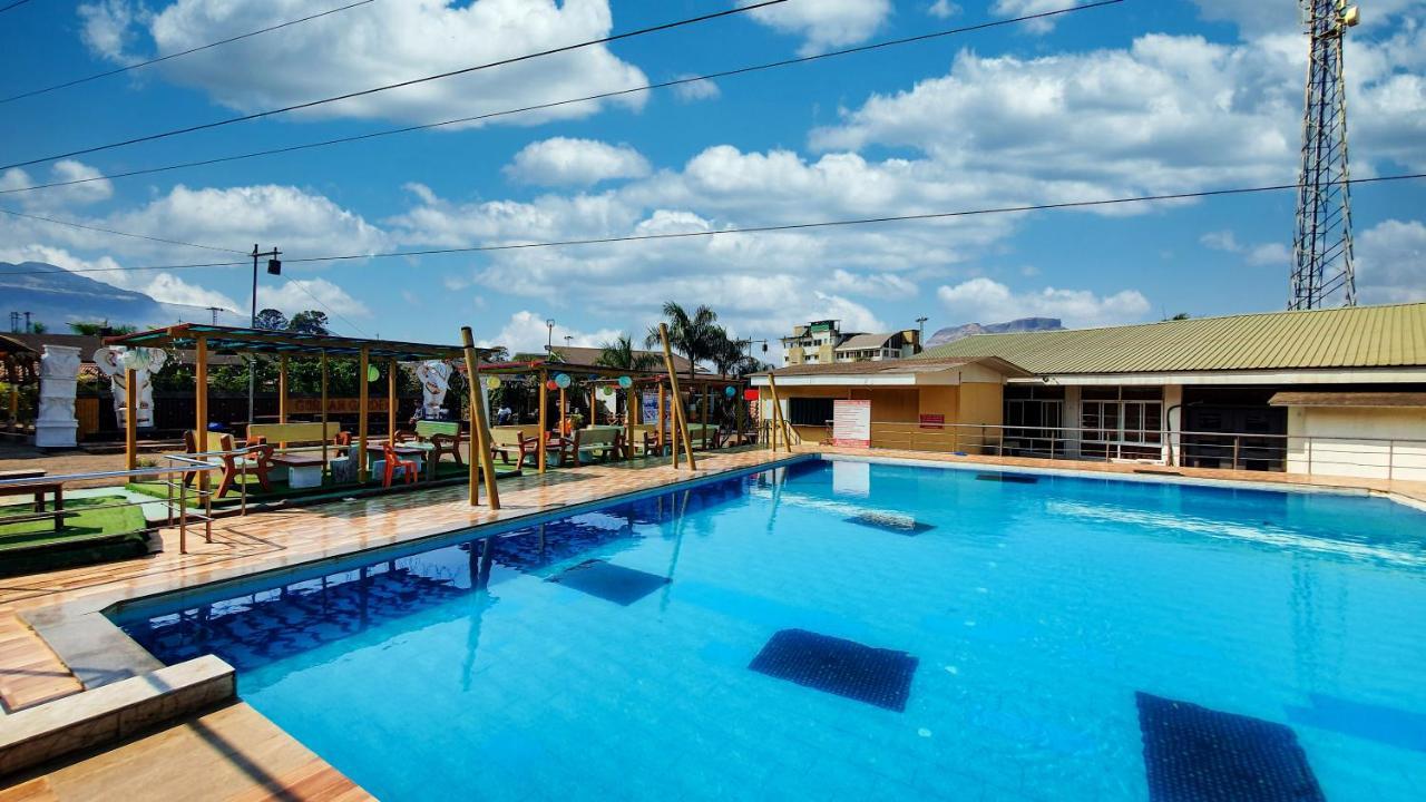 Rainforest Resort And Spa, Igatpuri -Nature'S Luxury Awaits Exterior foto